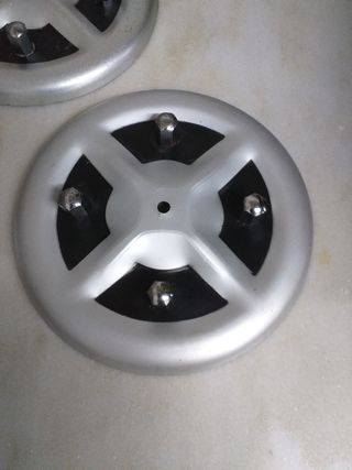 Tapacubos aluminio vehículo  clásico (3 Unidades)