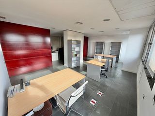 Oficina en venta en El Tardón - El Carmen en Sevilla