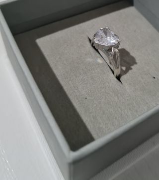 Anillo Plata Ley 925 con piedra Corazón 