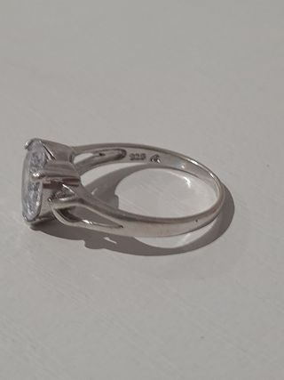 Anillo Plata Ley 925 con piedra Corazón 