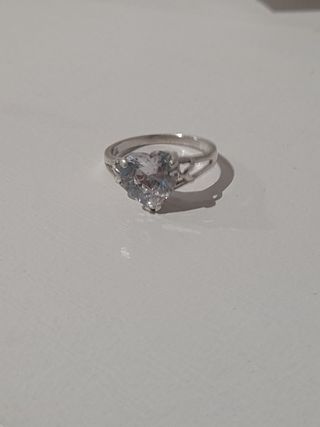 Anillo Plata Ley 925 con piedra Corazón 