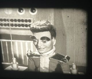 Fireball XL5. SUPER 8MM SONORA Y MUDA