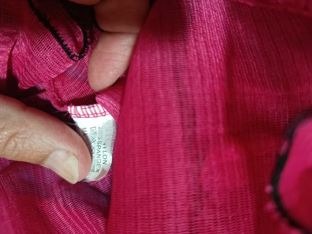 Picardías rosa fucsia con volantes