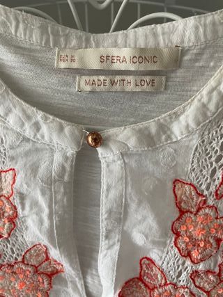 Blusa Sfera bordada floral blanca Talla M