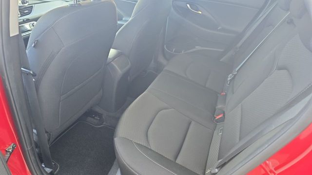 Hyundai i30 Fastback 1.4TGDi 140cv Tecno 