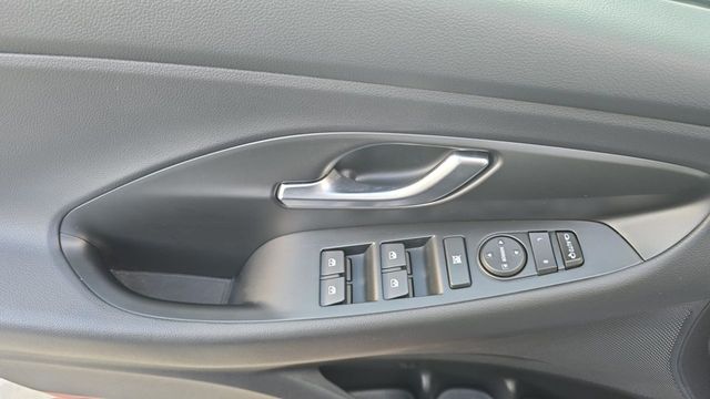 Hyundai i30 Fastback 1.4TGDi 140cv Tecno 
