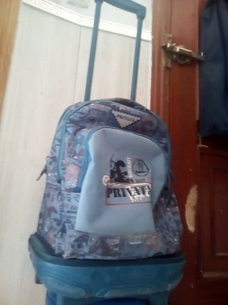 Mochila grande con ruedas