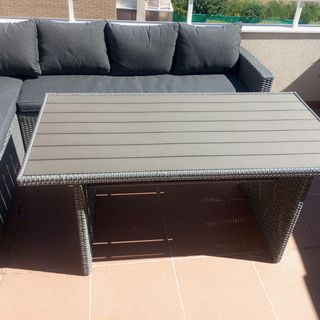 Sofá de mimbre para terraza