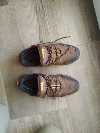 Zapatos de montaña Mountain Pro marrones