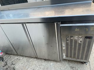Nevera mesa hostelería 3 puertas acero inoxidable
