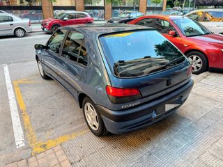 Peugeot 306 impecable.