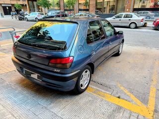 Peugeot 306 impecable.