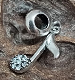LIQUIDACION!! Charm de plata nota musical