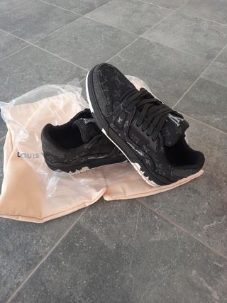 Zapatillas Louis Vuitton - 43