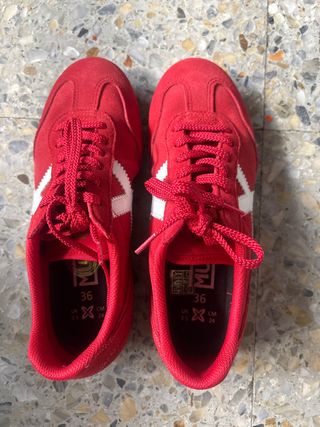 Zapatillas Munich Rojas Talla 36