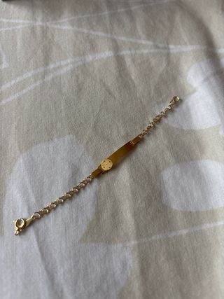 Pulsera de oro para bebé
