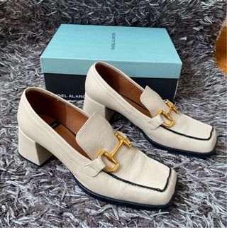 Mocasines Beige Ángel Alarcón