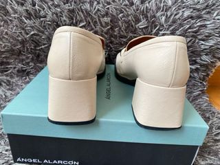 Mocasines Beige Ángel Alarcón
