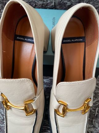 Mocasines Beige Ángel Alarcón