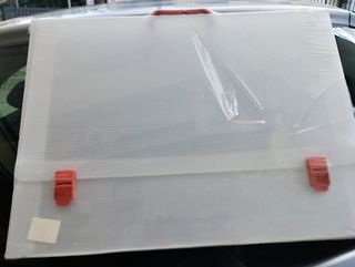 Zaino e cartella plastica