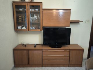 Mueble de salón comedor madera y cristal