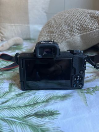 Cámara Canon EOS M50 Mark II BK + EF-M 15-45