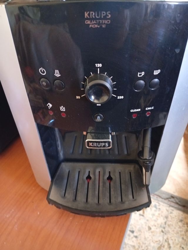 Cafetera Krups Quattro