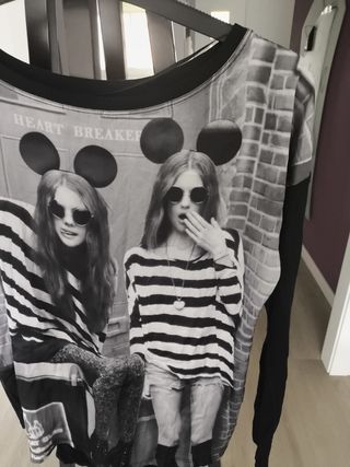 Camiseta manga larga con estampado óptico