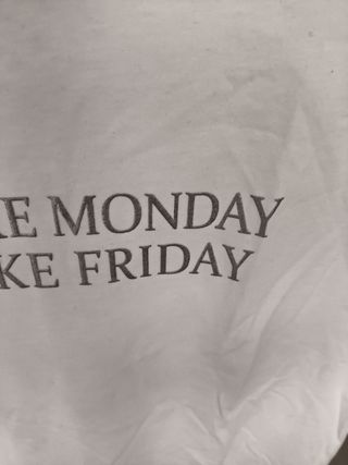 Camiseta manga larga con estampado óptico