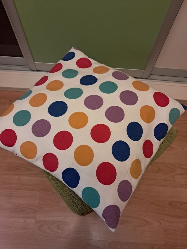 Cojín decorativo multicolor