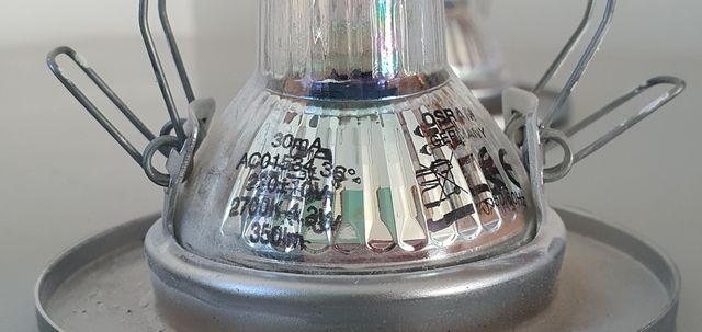 Focos con lámparas LED (3 unidades)