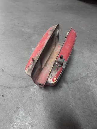 Depósito Montesa para coleccionista