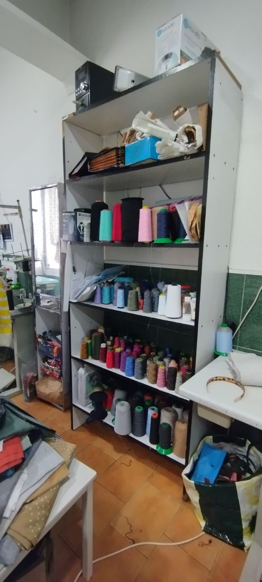 Traspaso Tienda de Arreglos Ropa.