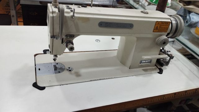 Traspaso Tienda de Arreglos Ropa.