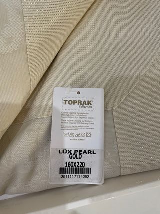 Mantel de mesa beige y blanco de tela