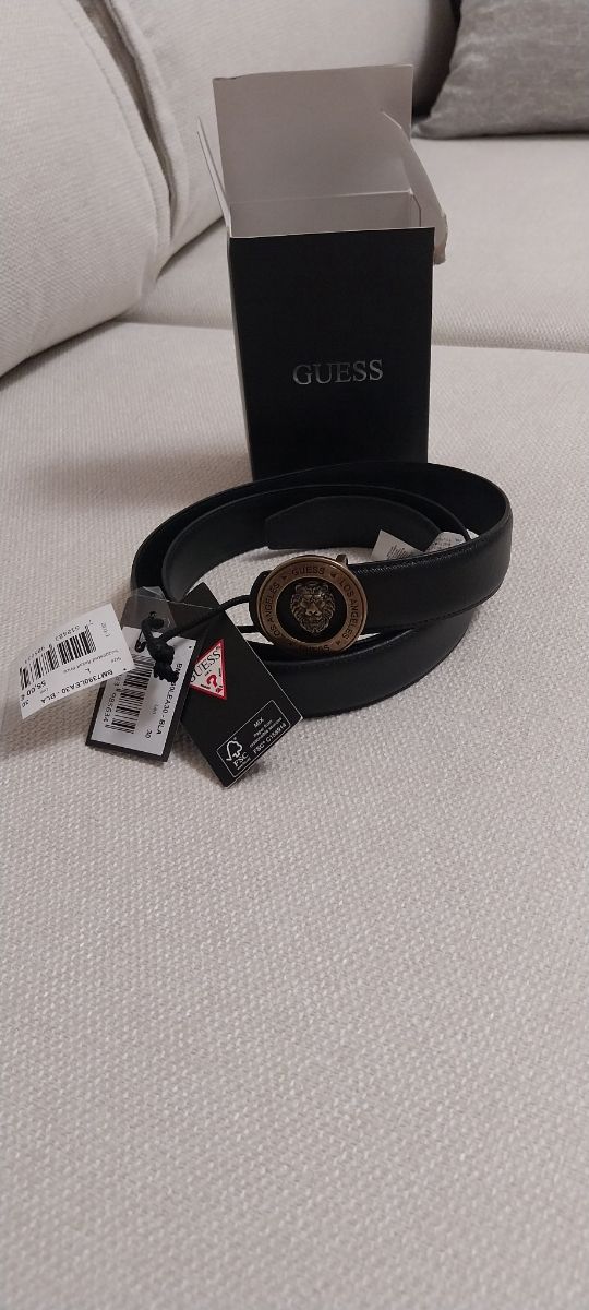 Cinto de pele preto Guess com fivela