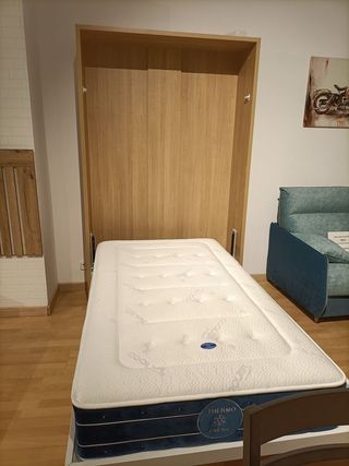 Cama abatible con escritorio incorporado ,nueva