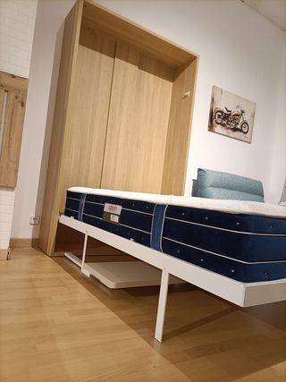 Cama abatible con escritorio incorporado ,nueva