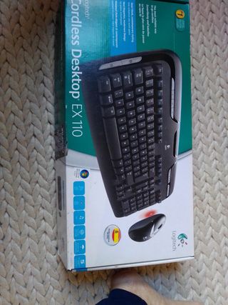 Logitech Cordless Desktop EX 110 Teclado y Ratón de Segunda mano