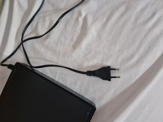 Reproductor DVD Sony, mando y cable euroconector.