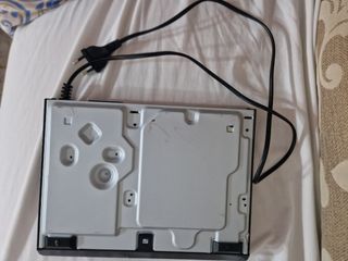 Reproductor DVD Sony, mando y cable euroconector.