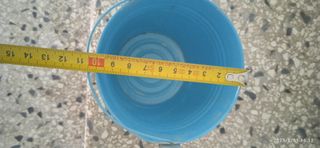 Vasi da appendere colorati