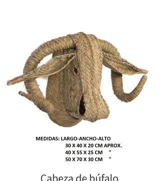 Cabeza de búfalo de esparto