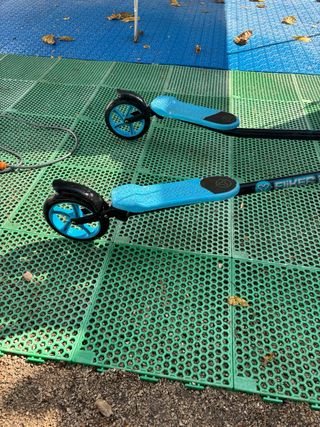 Patín 3 ruedas azul