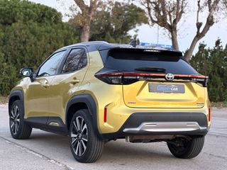 Toyota Yaris Cross. 4x4 2021