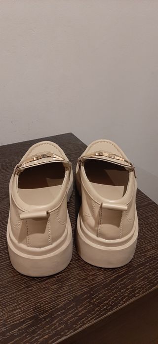 Zapatos Mocasín Beige Niña