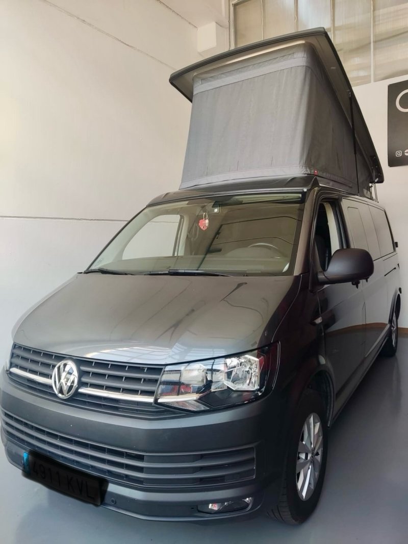 Volkswagen Caravelle Batalla Larga 2.0 TDI - foto 1