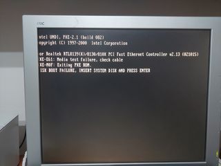 PC Personale Intel Nero con tastiera e formattato