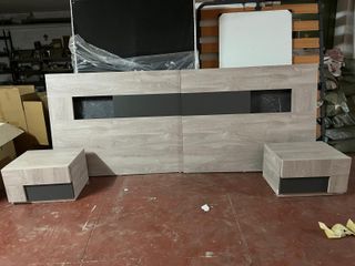 Conjunto cabecero + 2 mesitas de noche