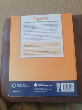 Passkey Student's Book Pack